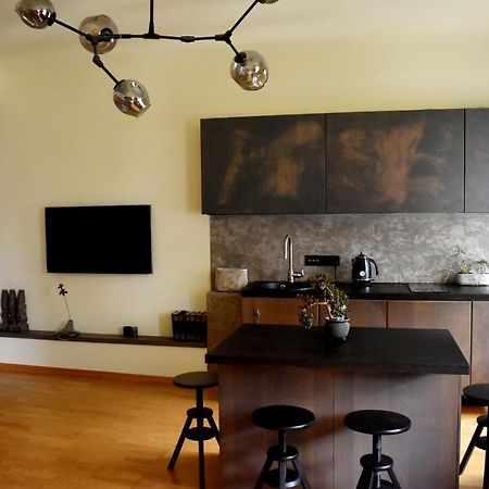 Perfectly Central Apartment 5 Min To Old Town & Art Noveau. Рига Екстериор снимка