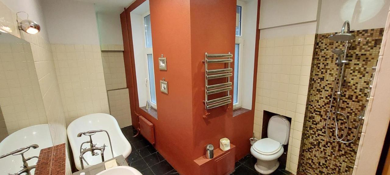 Perfectly Central Apartment 5 Min To Old Town & Art Noveau. Рига Екстериор снимка