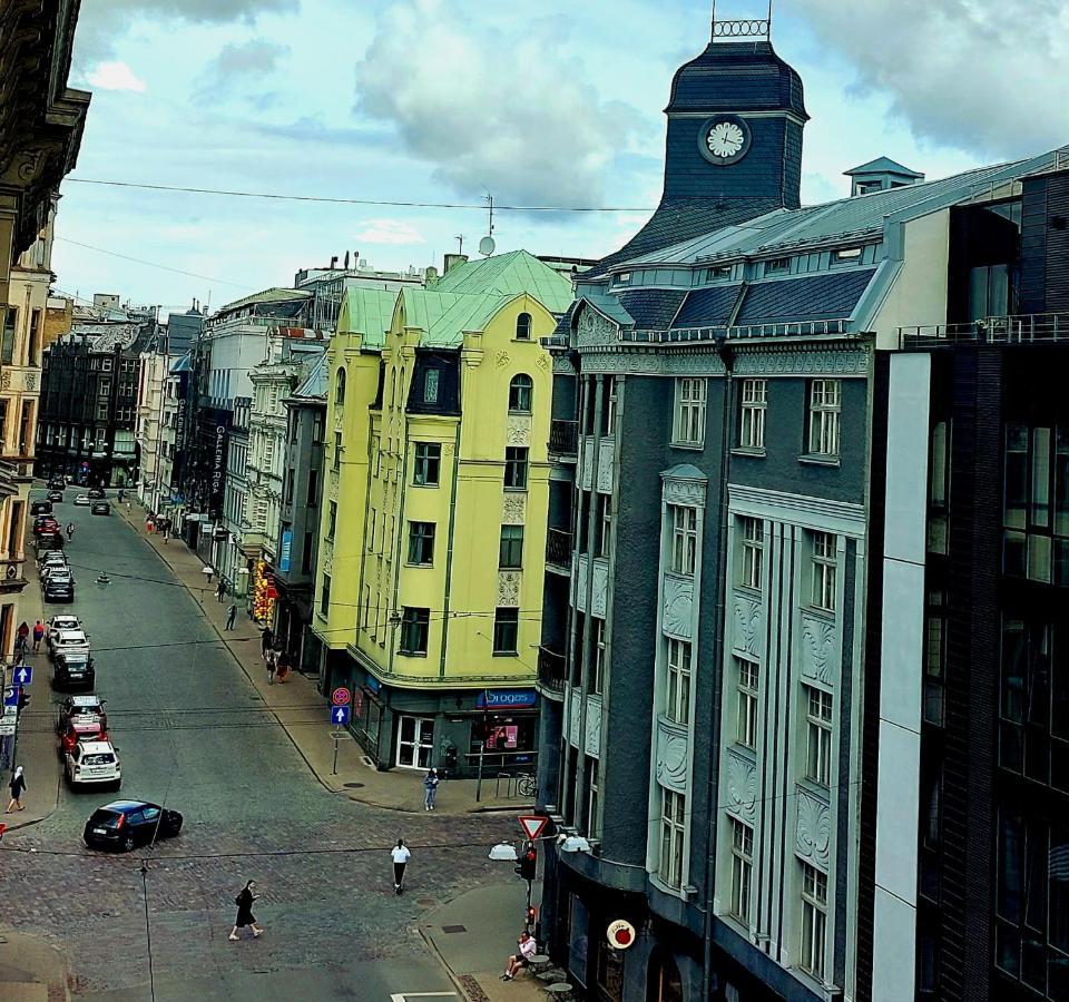 Perfectly Central Apartment 5 Min To Old Town & Art Noveau. Рига Екстериор снимка